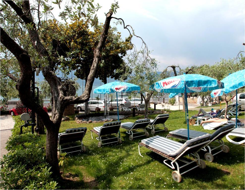 Hotel Fraderiana Torri Del Benaco Bilik gambar