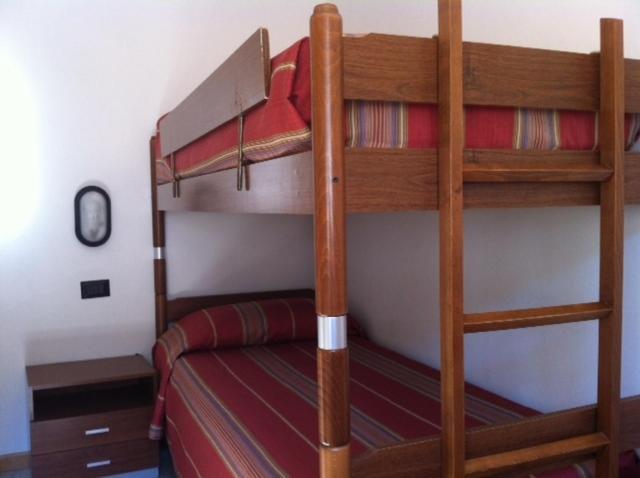 Hotel Fraderiana Torri Del Benaco Bilik gambar