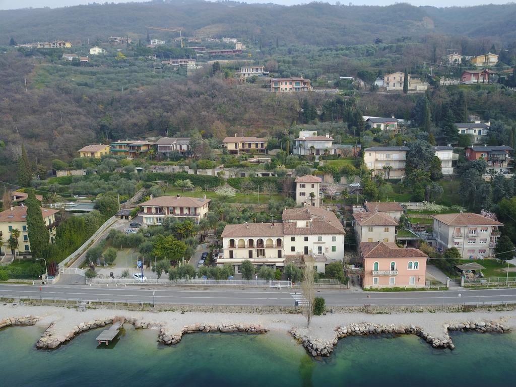 Hotel Fraderiana Torri Del Benaco Luaran gambar